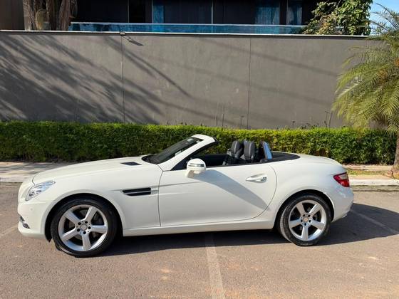 MERCEDES-BENZ SLK 250 1.8 CGI 16V TURBO GASOLINA 2P AUTOMÁTICO MERCEDES-BENZ SLK 250 1.8 CGI 16V TURBO GASOLINA 2P AUTOMÁTICO